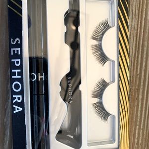 Brand new never opened long wear lash kit 🖤